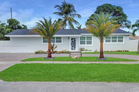 2465 Edgewater Dr West Palm Beach FL 33406