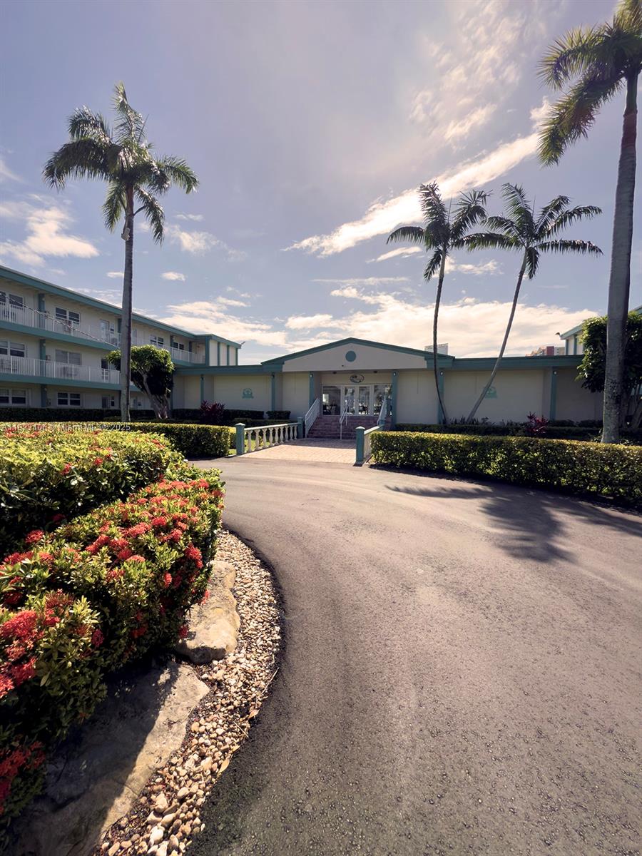 EASTERN SHORES PALO ALTO - Residential