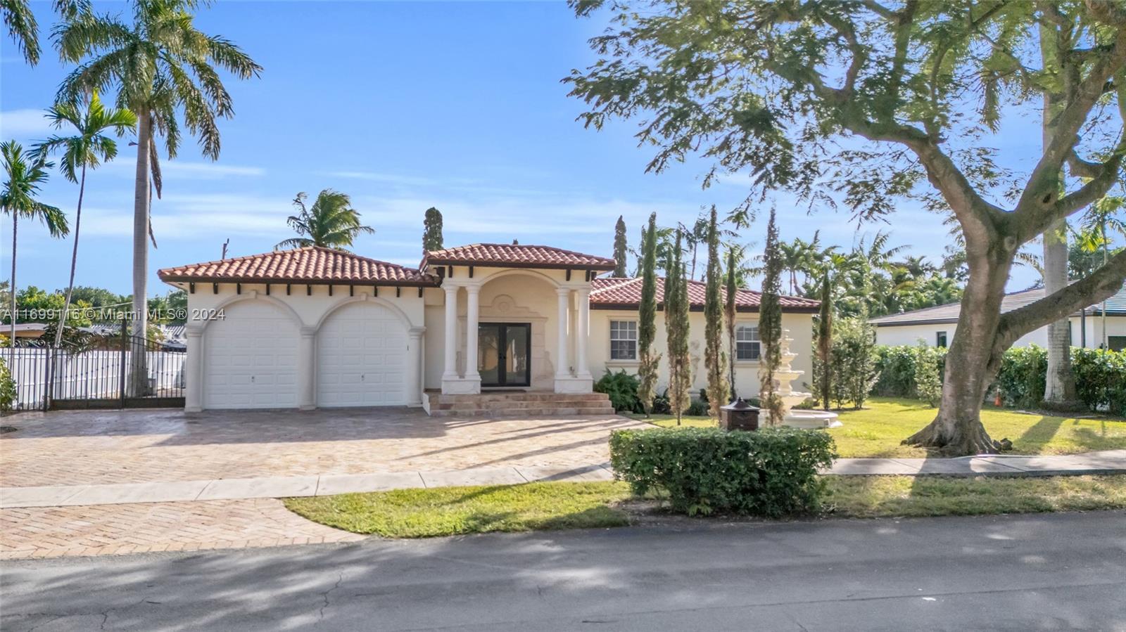 Rental Property at 3101 Sw 80th Ave, Miami, Broward County, Florida - Bedrooms: 3 
Bathrooms: 2  - $4,000 MO.