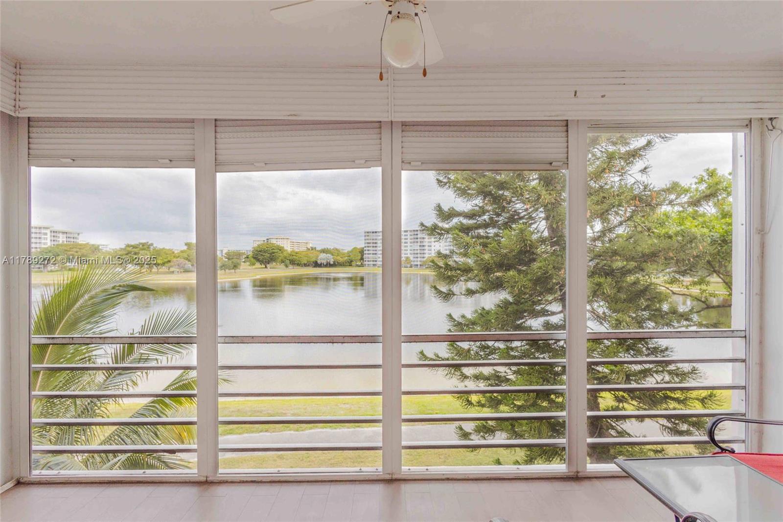 NO 6 PALM-AIRE COUNTRY CL - Residential