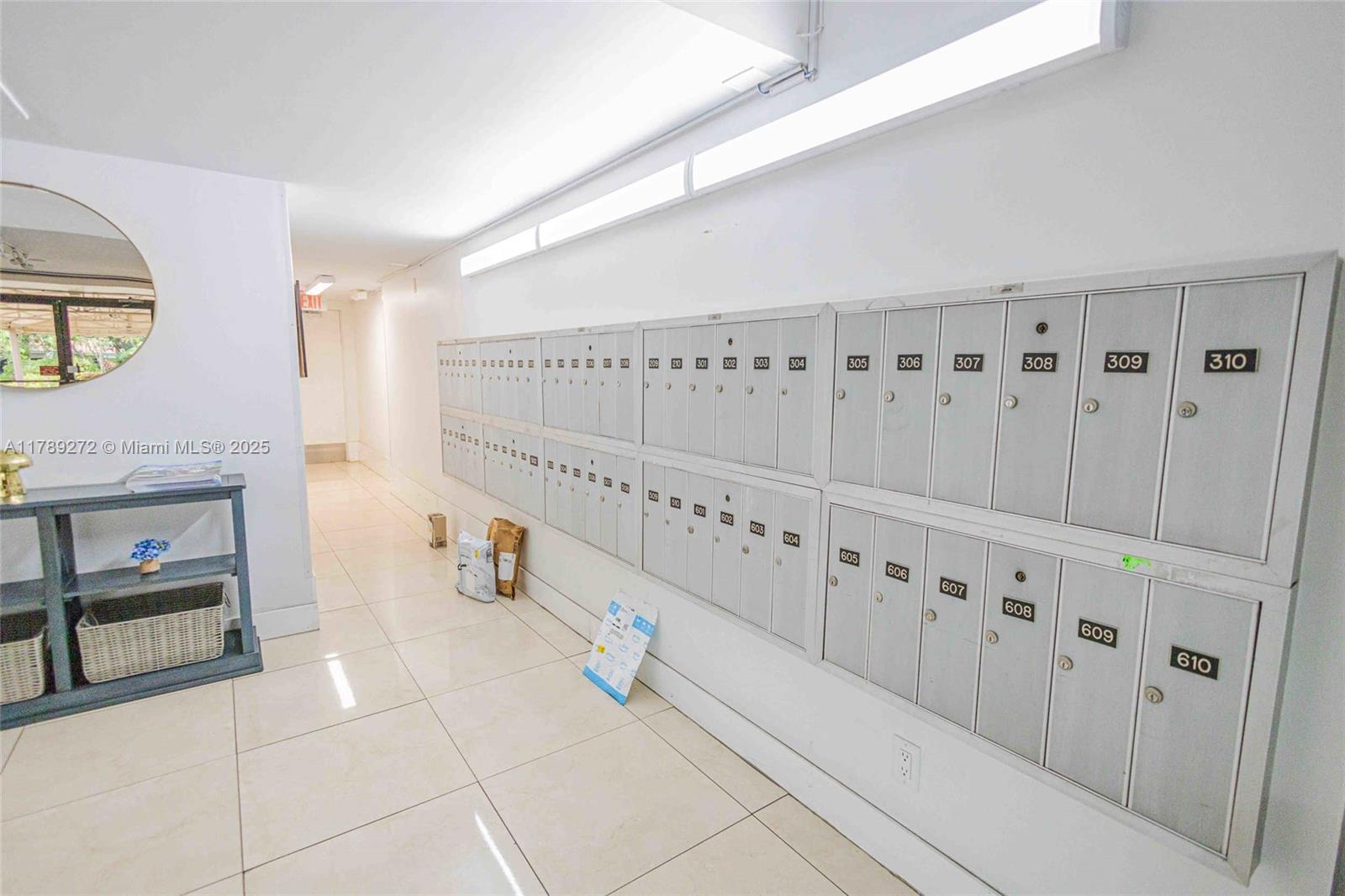 NO 6 PALM-AIRE COUNTRY CL - Residential