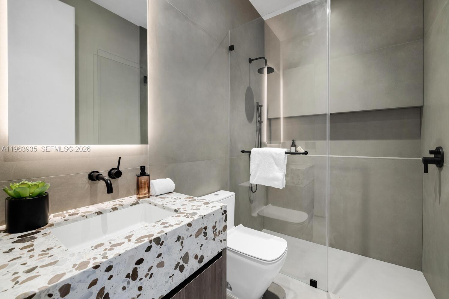 MIAMI SHORES SEC 3 - Residential