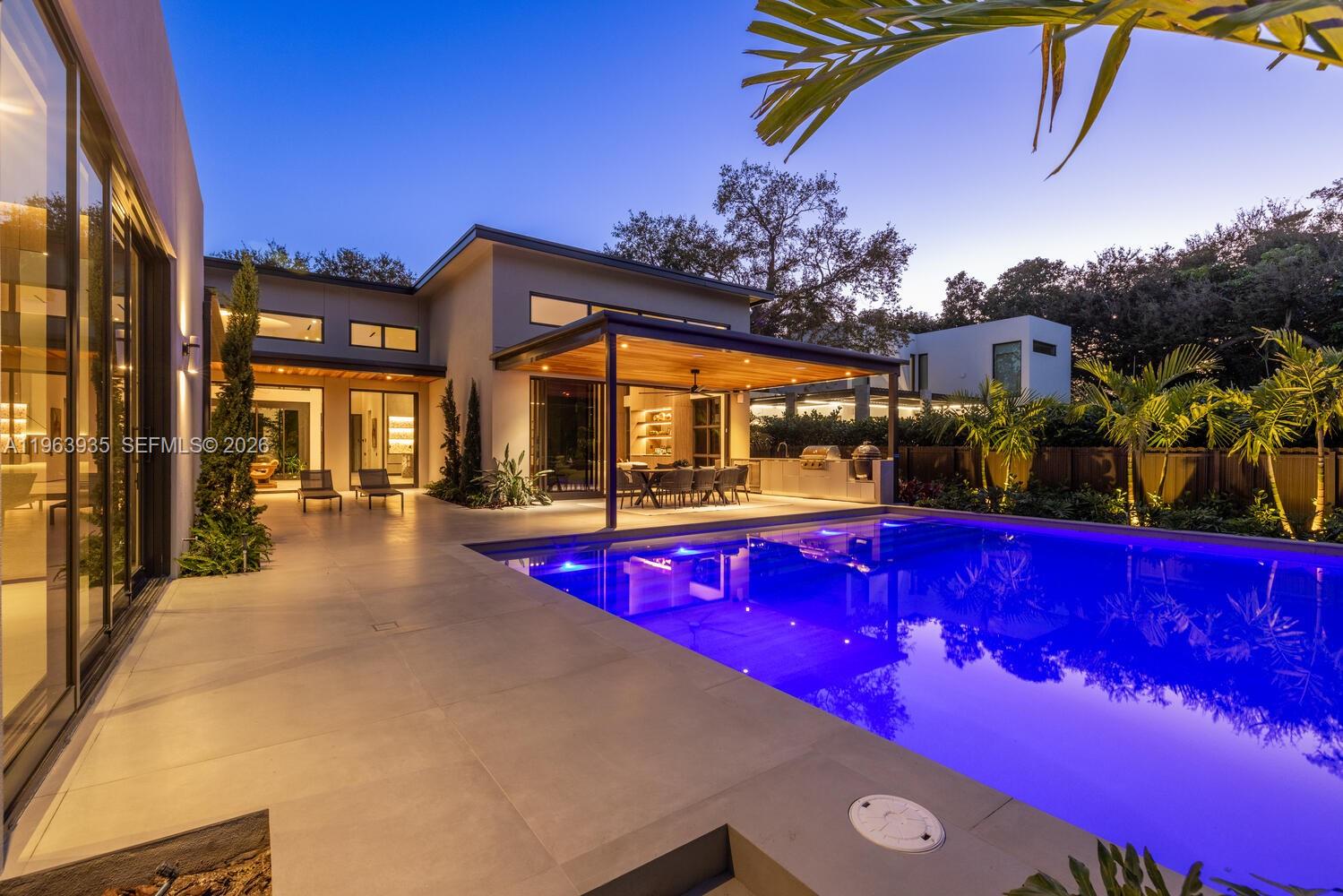 MIAMI SHORES SEC 3 - Residential