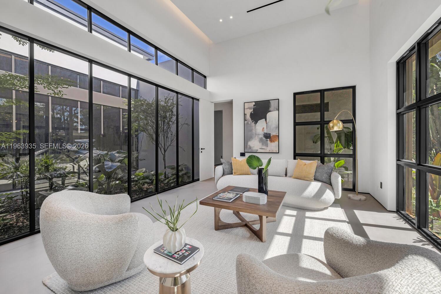 MIAMI SHORES SEC 3 - Residential