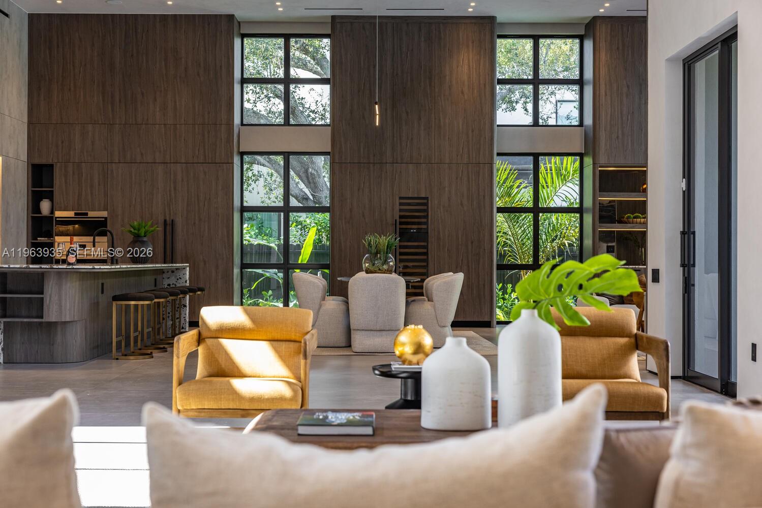 MIAMI SHORES SEC 3 - Residential