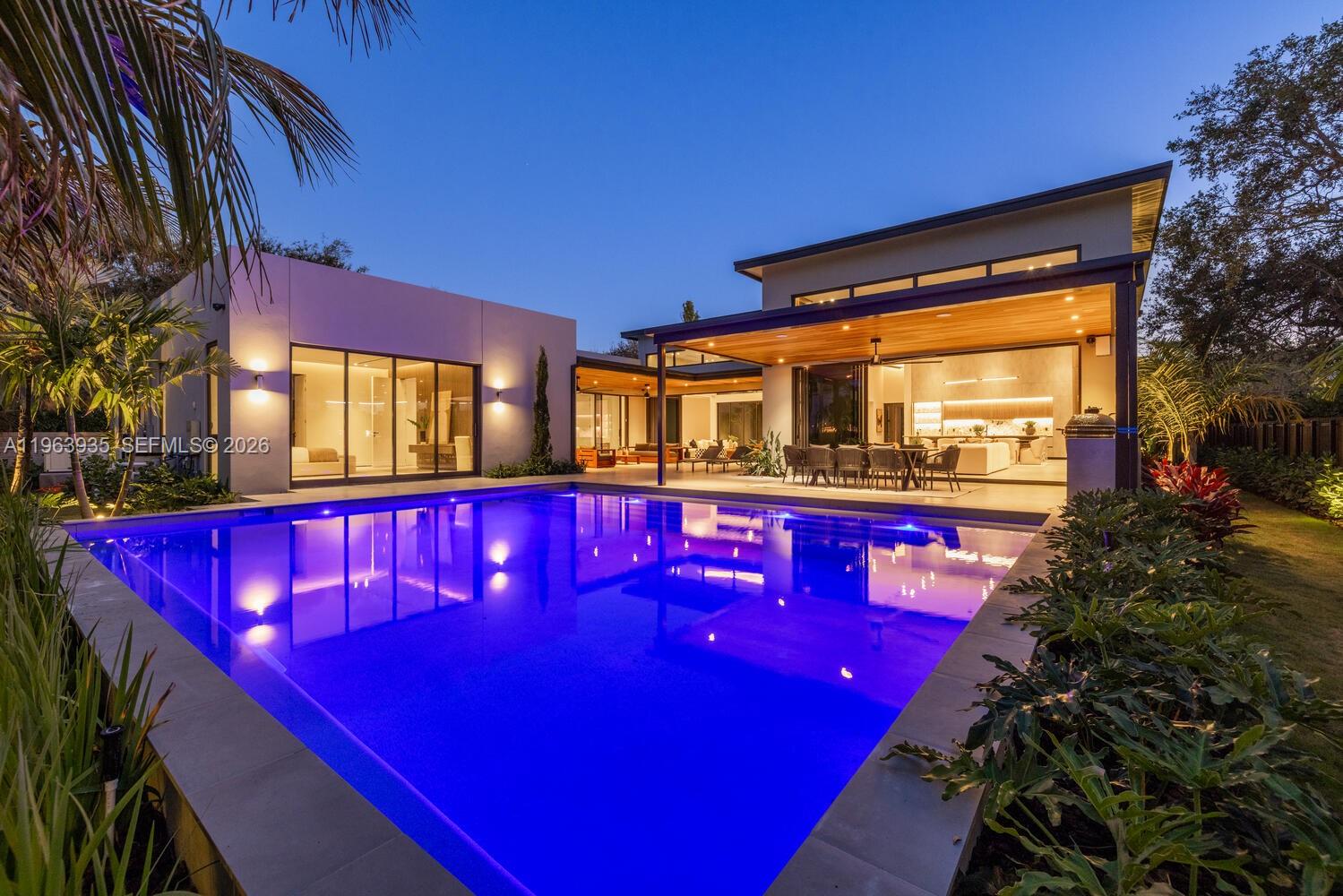 MIAMI SHORES SEC 3 - Residential