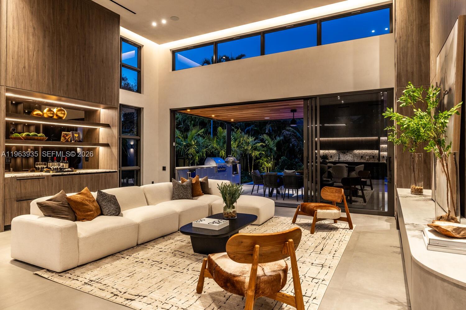 MIAMI SHORES SEC 3 - Residential