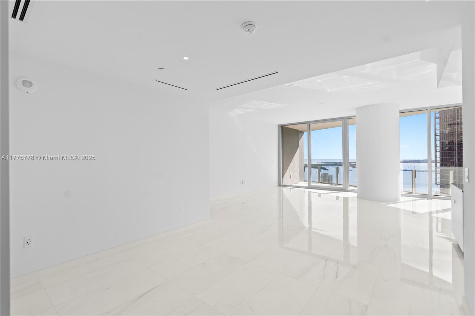 ASTON MARTIN RESIDENCES - Residential Lease