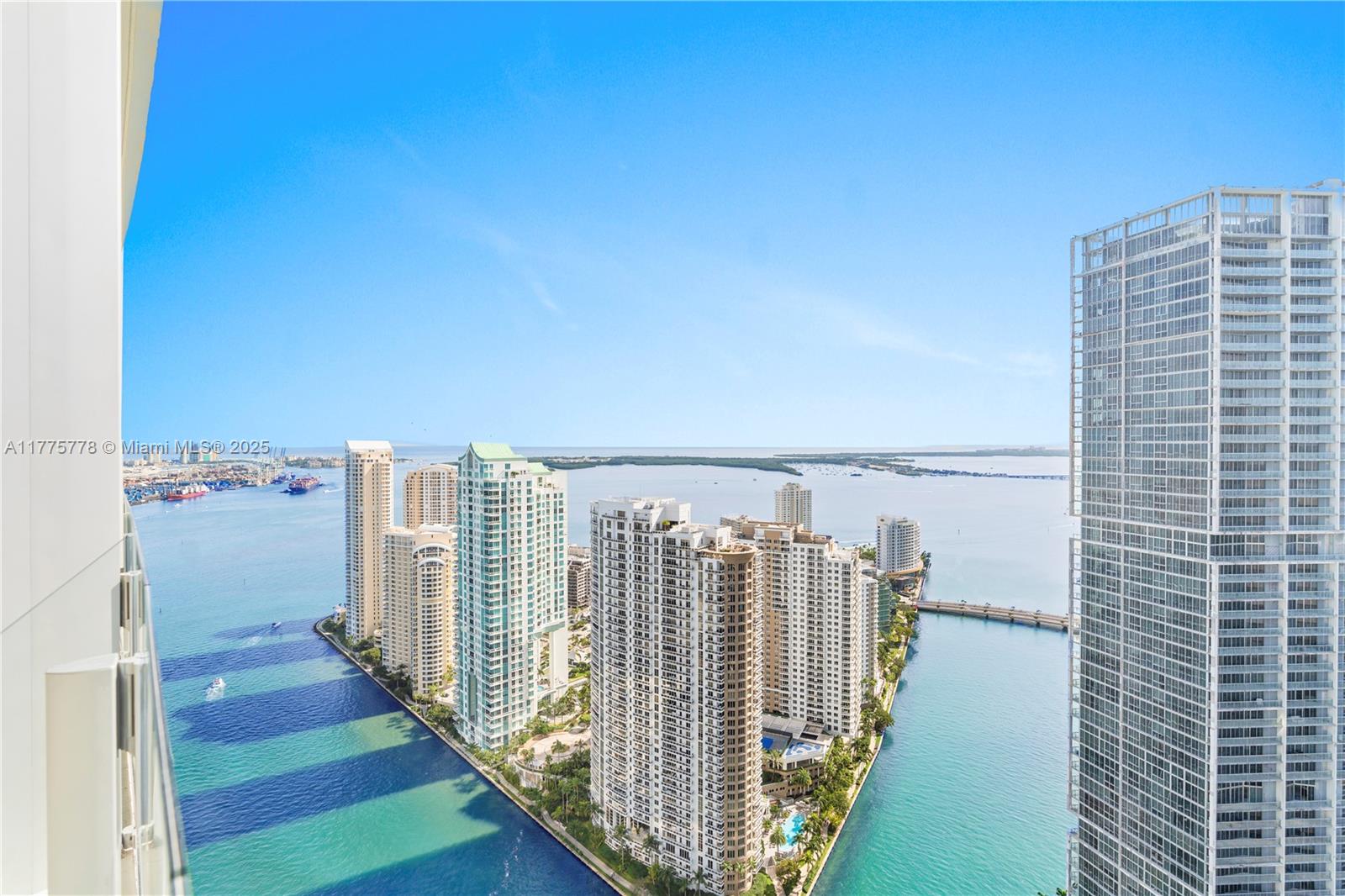 ASTON MARTIN RESIDENCES - Residential Lease
