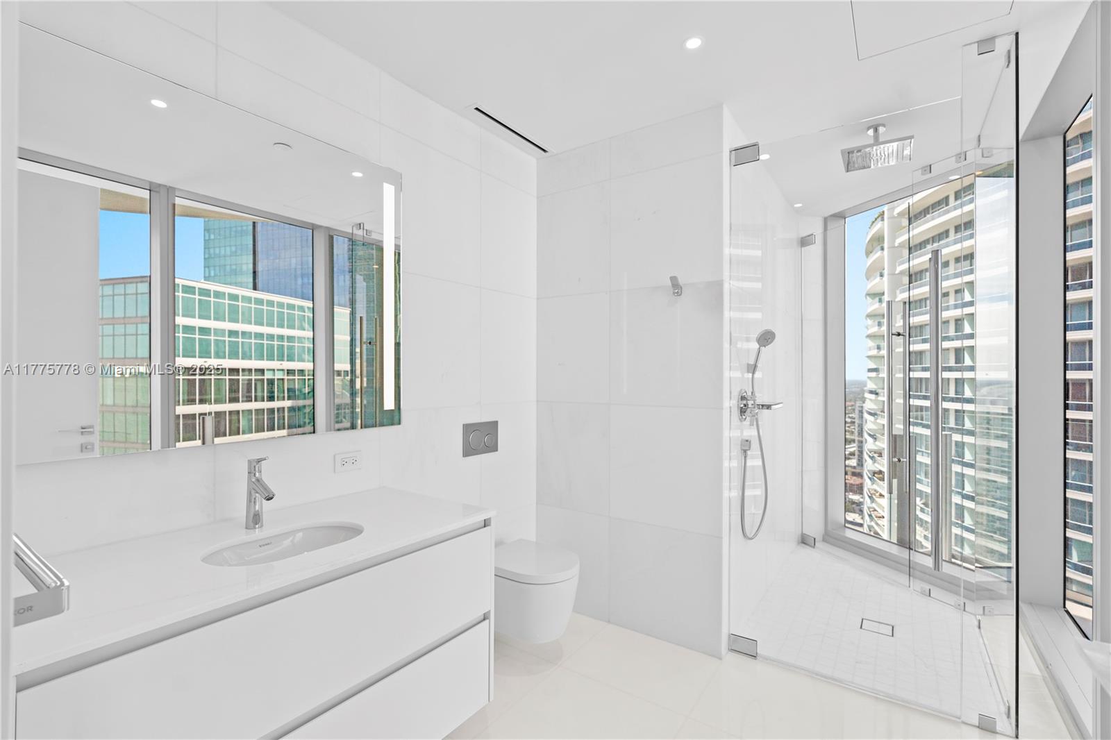 ASTON MARTIN RESIDENCES - Residential Lease