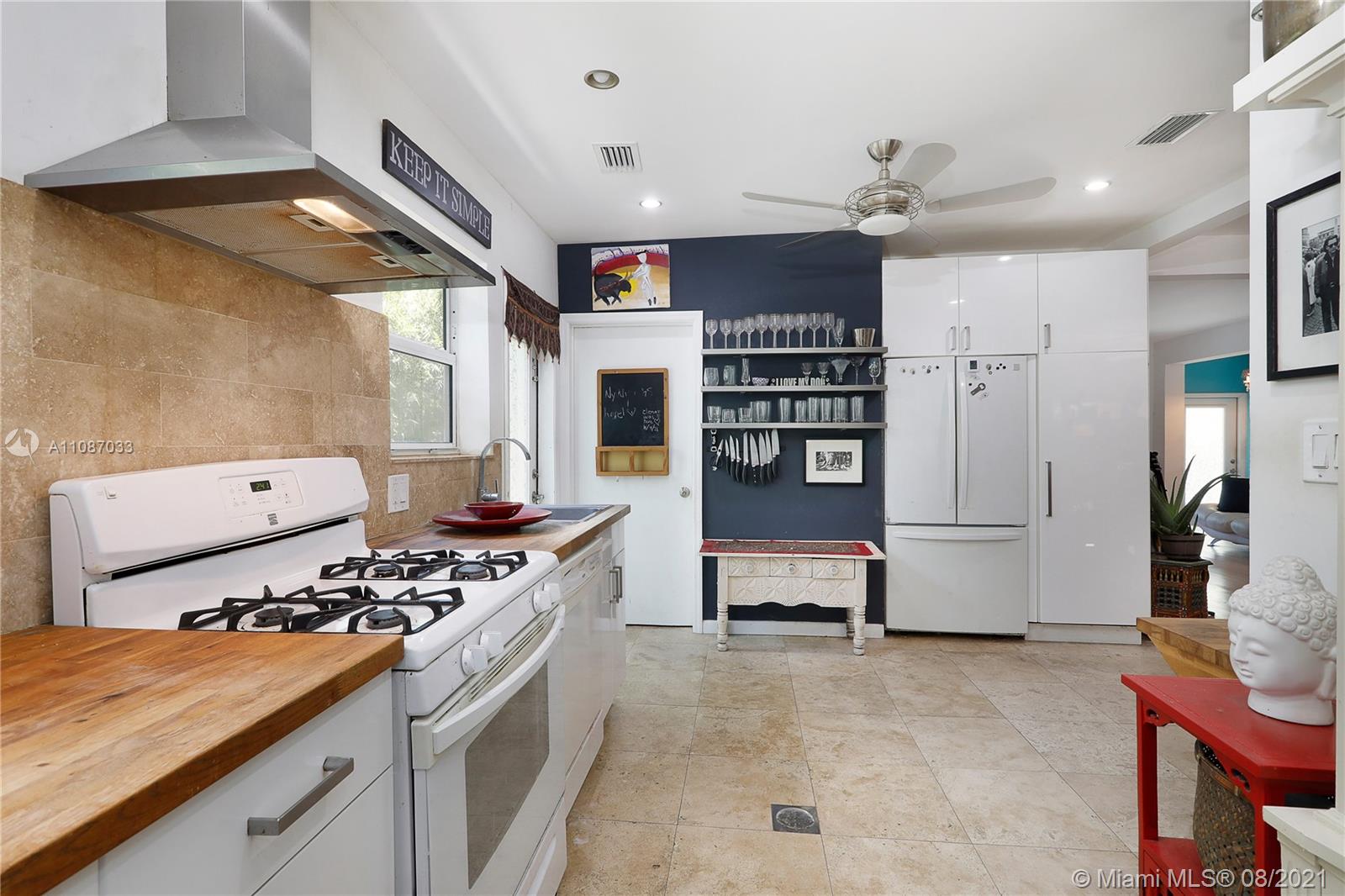 ALTOS DEL MAR NO 5 - Residential