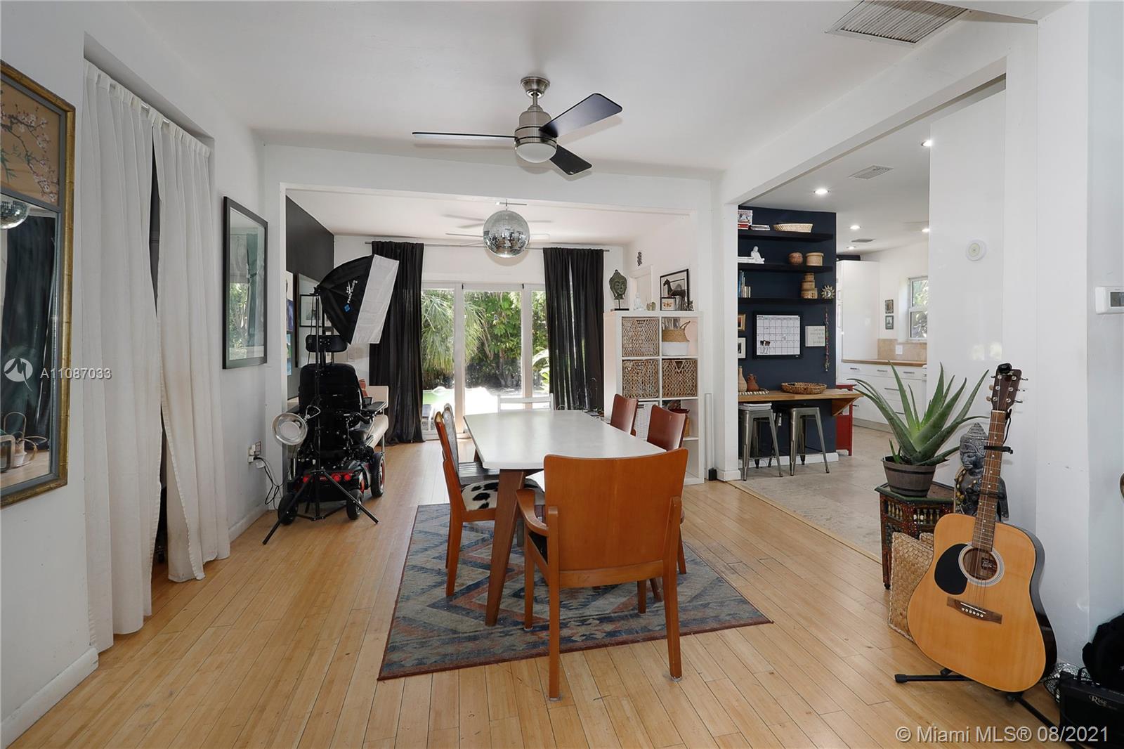 ALTOS DEL MAR NO 5 - Residential