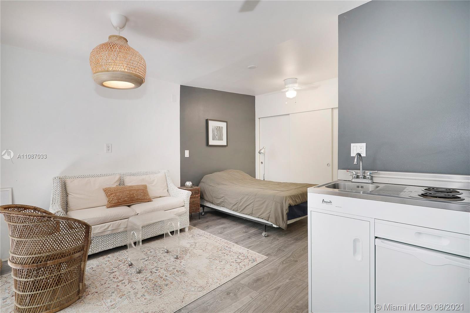 ALTOS DEL MAR NO 5 - Residential