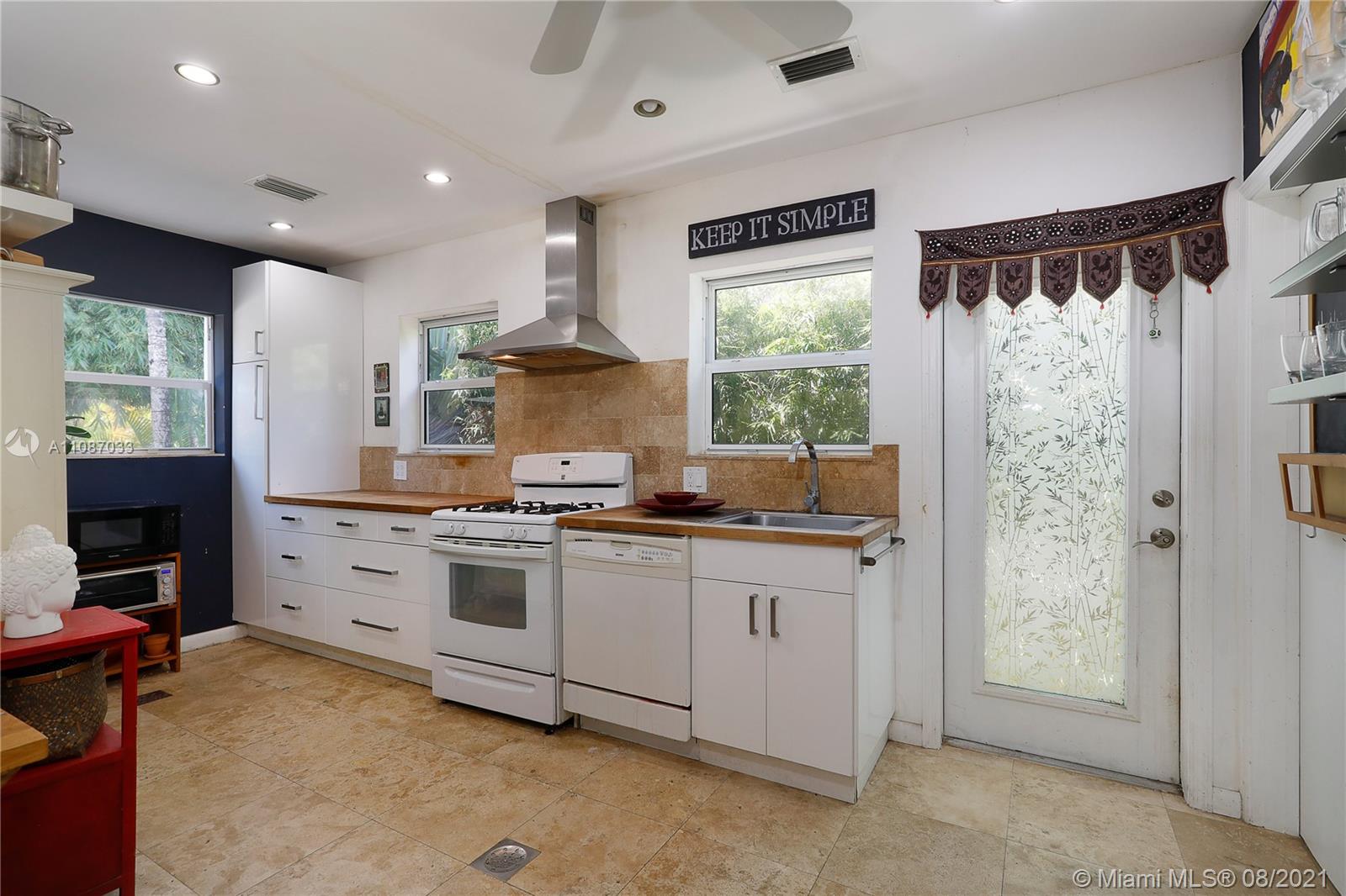 ALTOS DEL MAR NO 5 - Residential