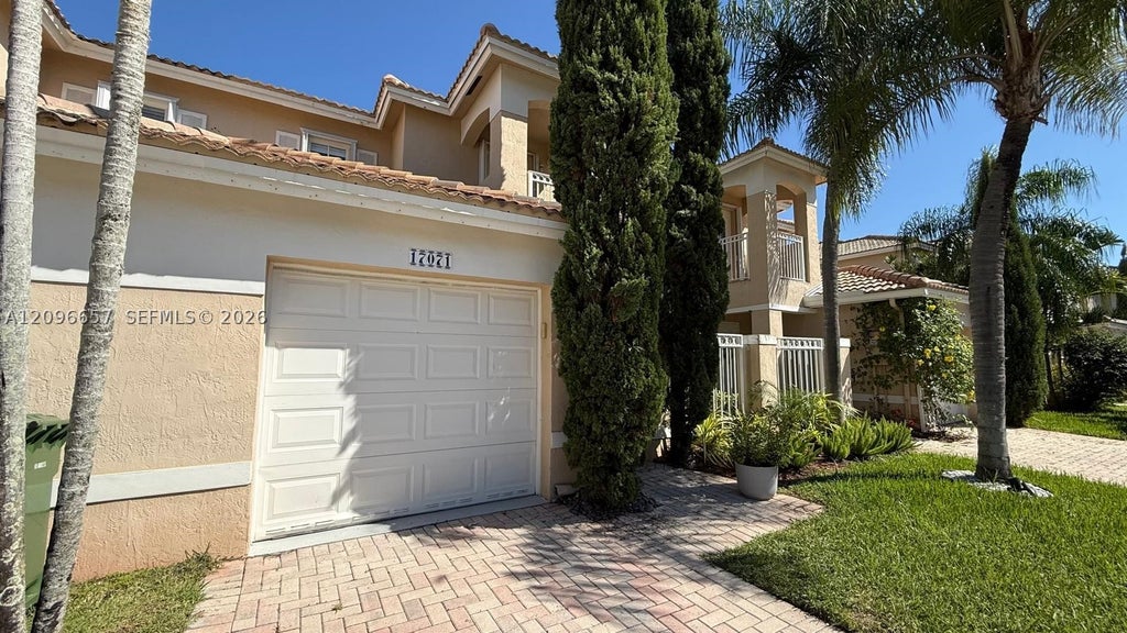 Photo of 17071 NW 22nd St, Pembroke Pines, FL 33028 (MLS # A12096657)