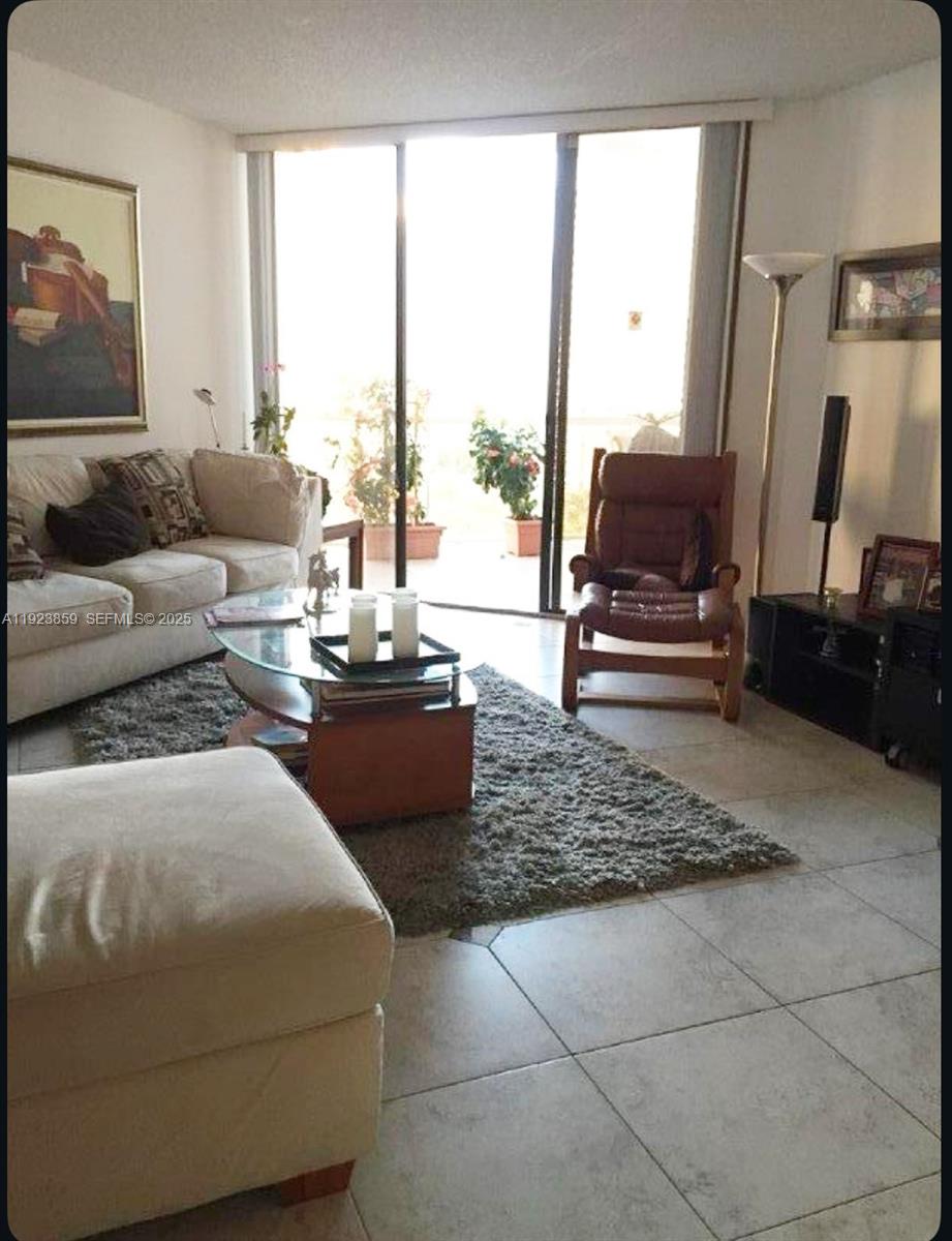 PORTSVIEW @ THE WATERWAYS - Residential Lease