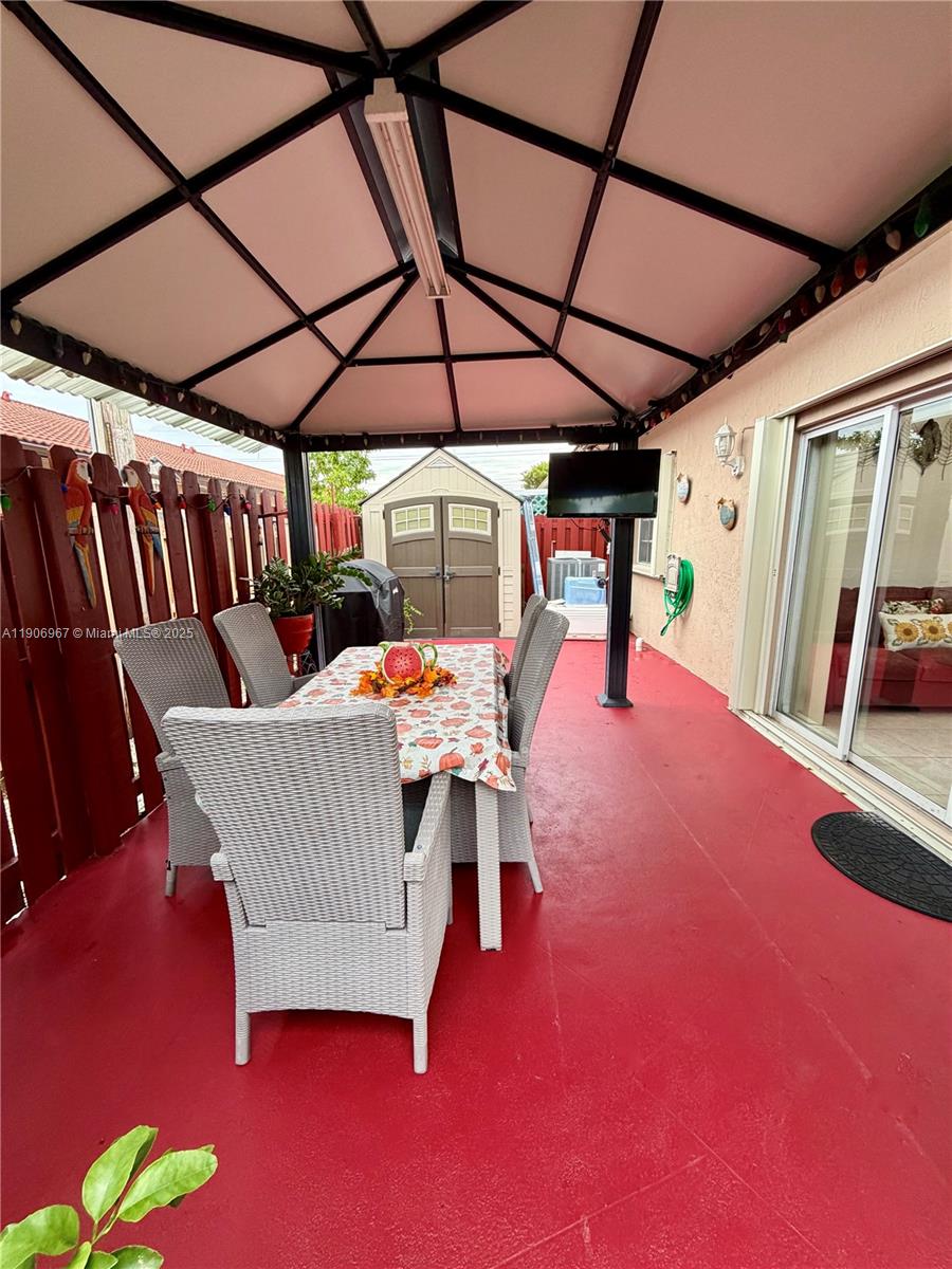 CAZADORES SUB - Residential Lease