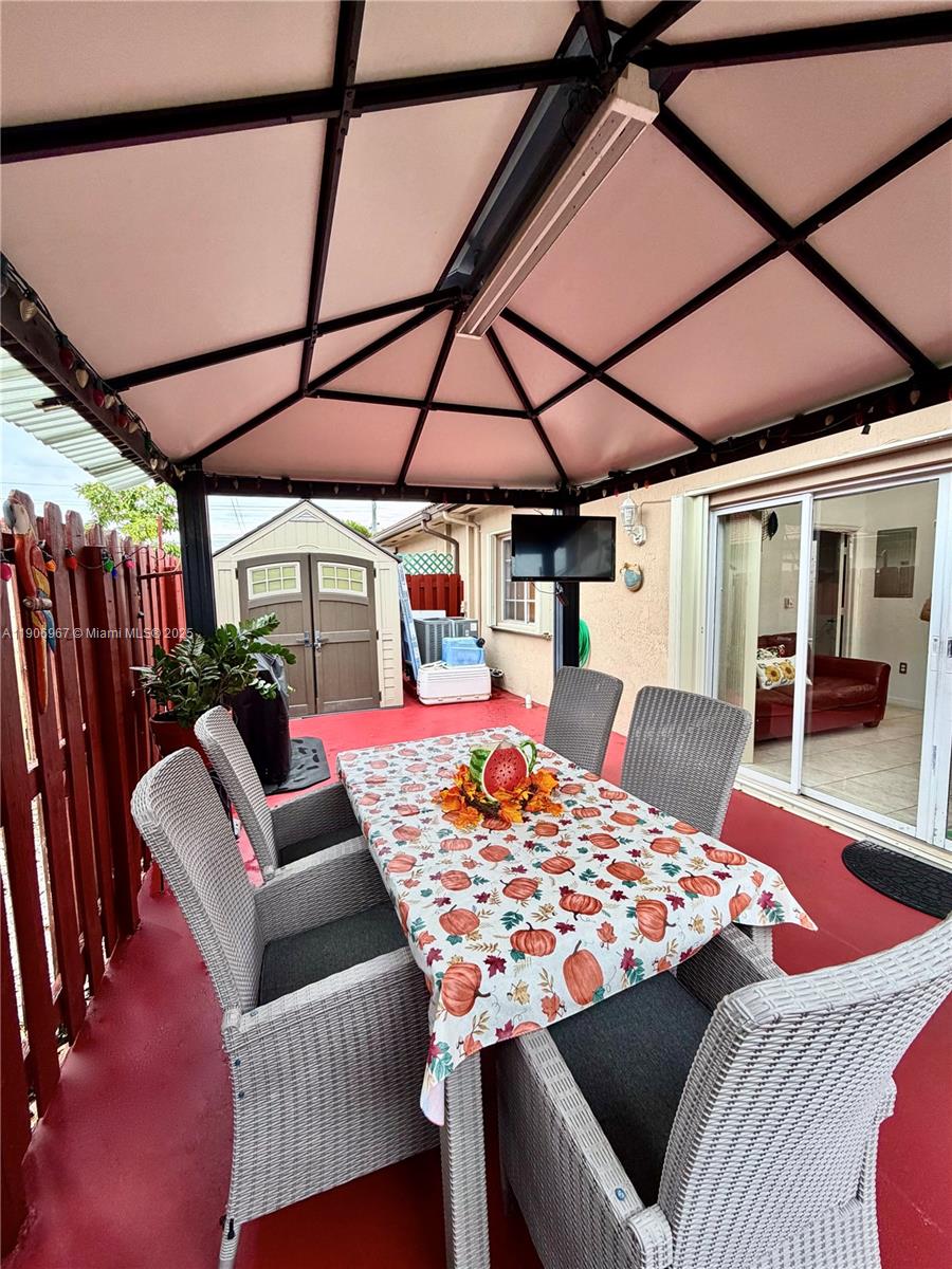 CAZADORES SUB - Residential Lease