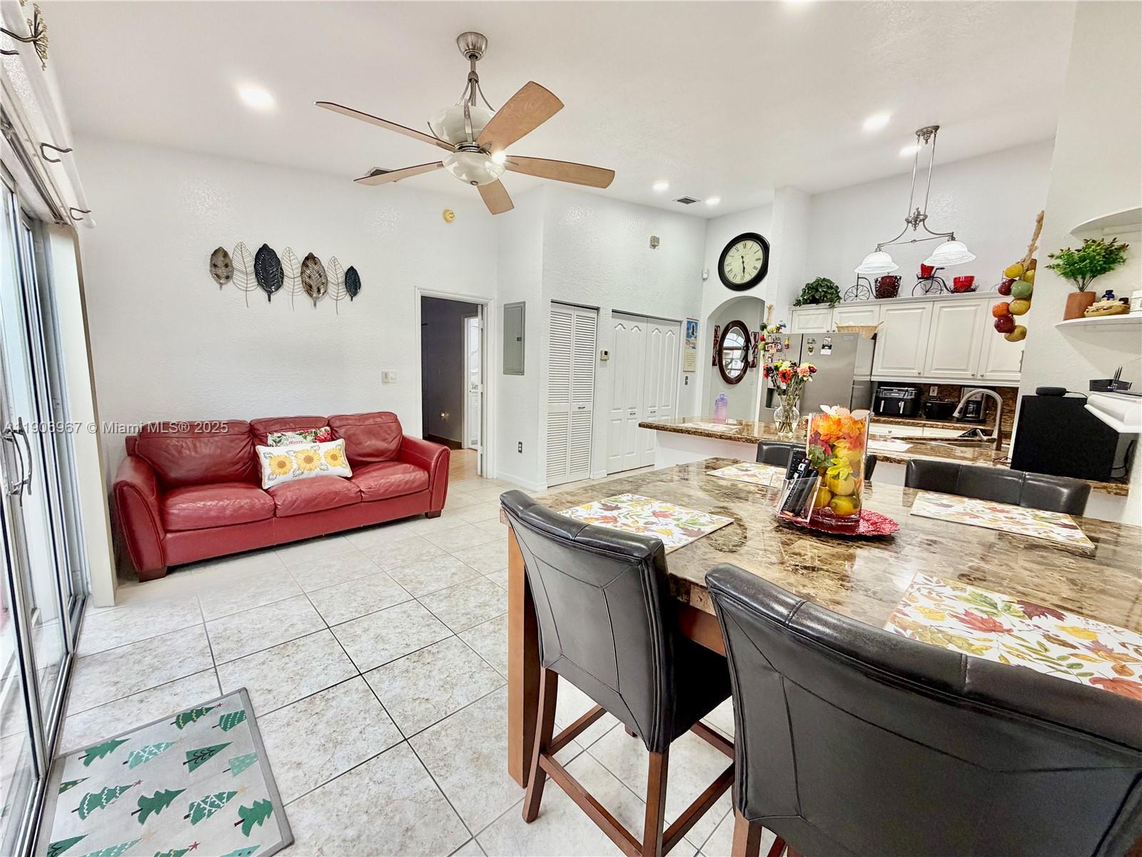 CAZADORES SUB - Residential Lease