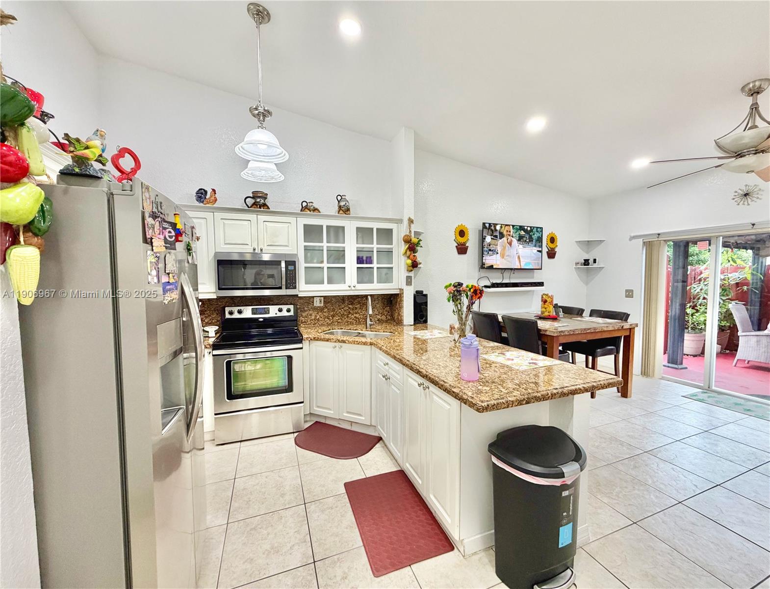 CAZADORES SUB - Residential Lease