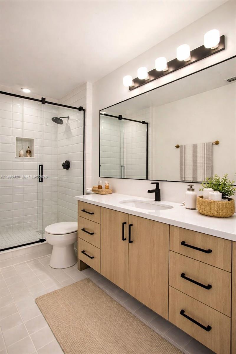 DORAL DUNES 1ST ADDN - Residential