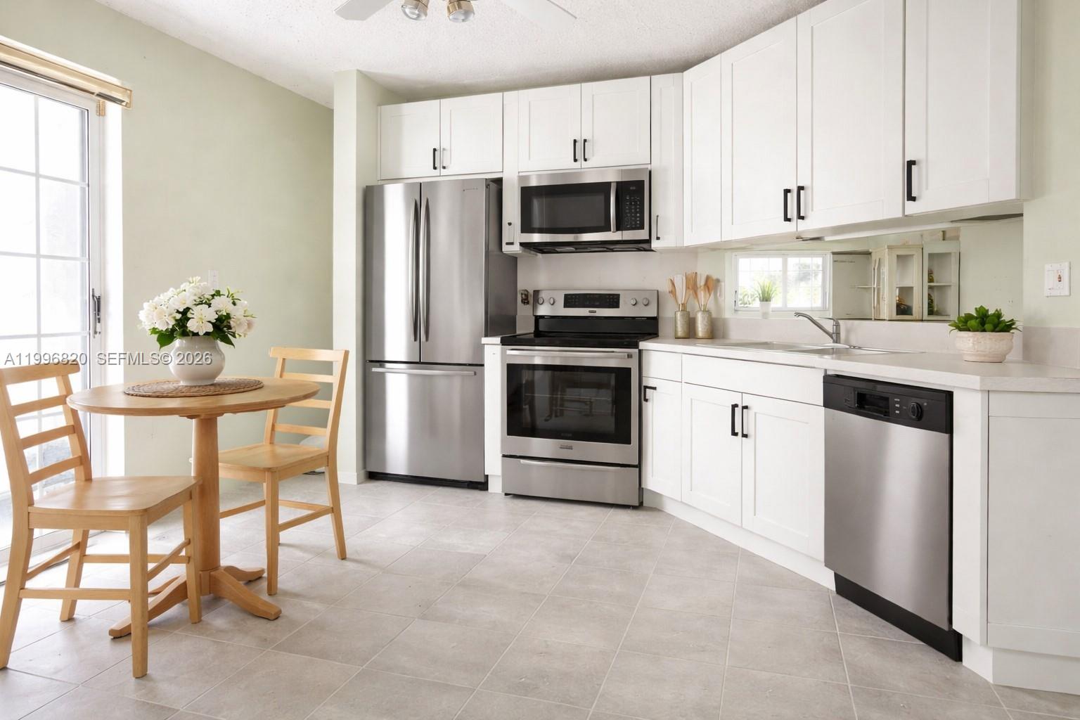 DORAL DUNES 1ST ADDN - Residential