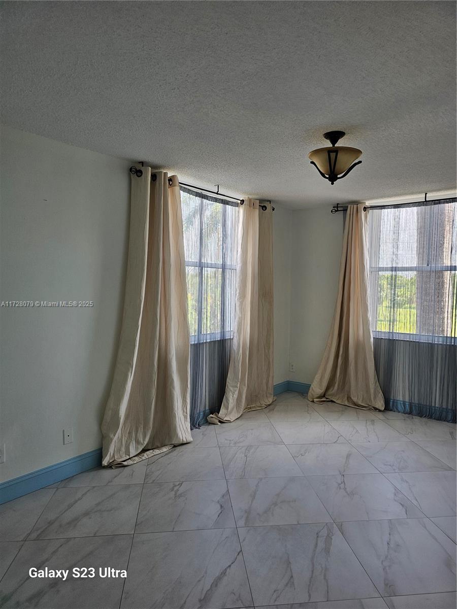 SHERIDAN EAST CONDO BLDG - Residential