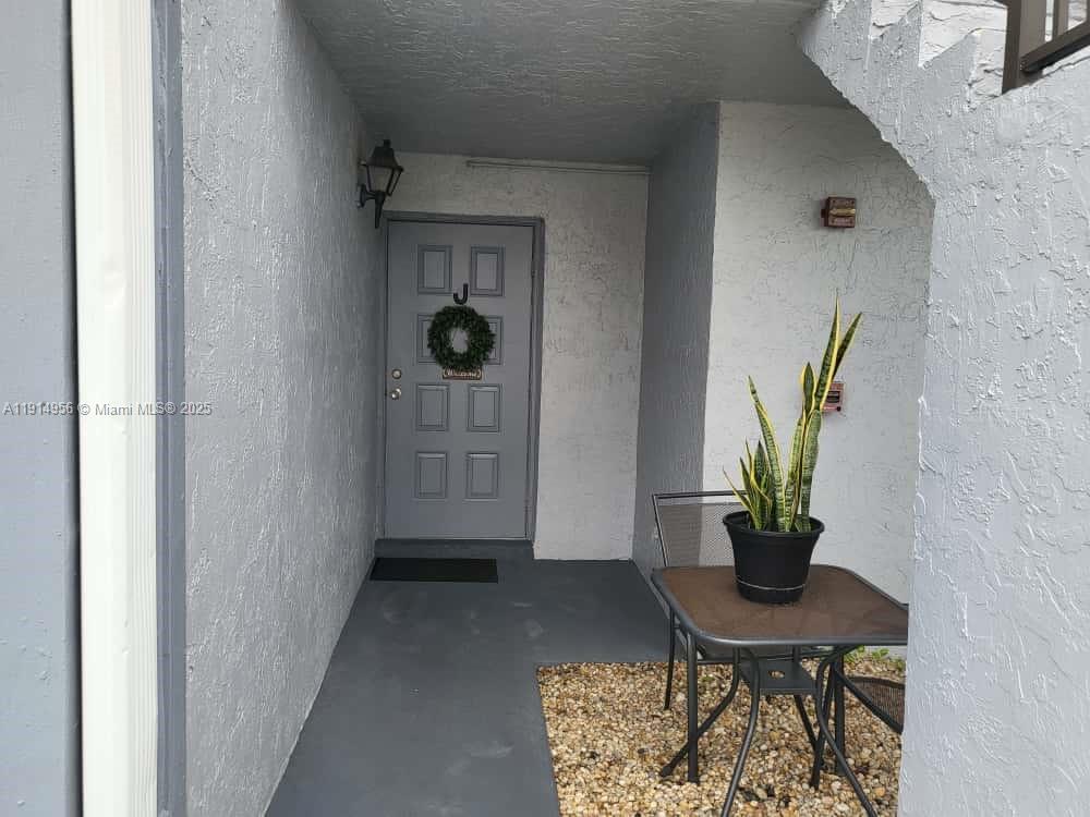 LAKESHORE CONDO I - Residential Lease