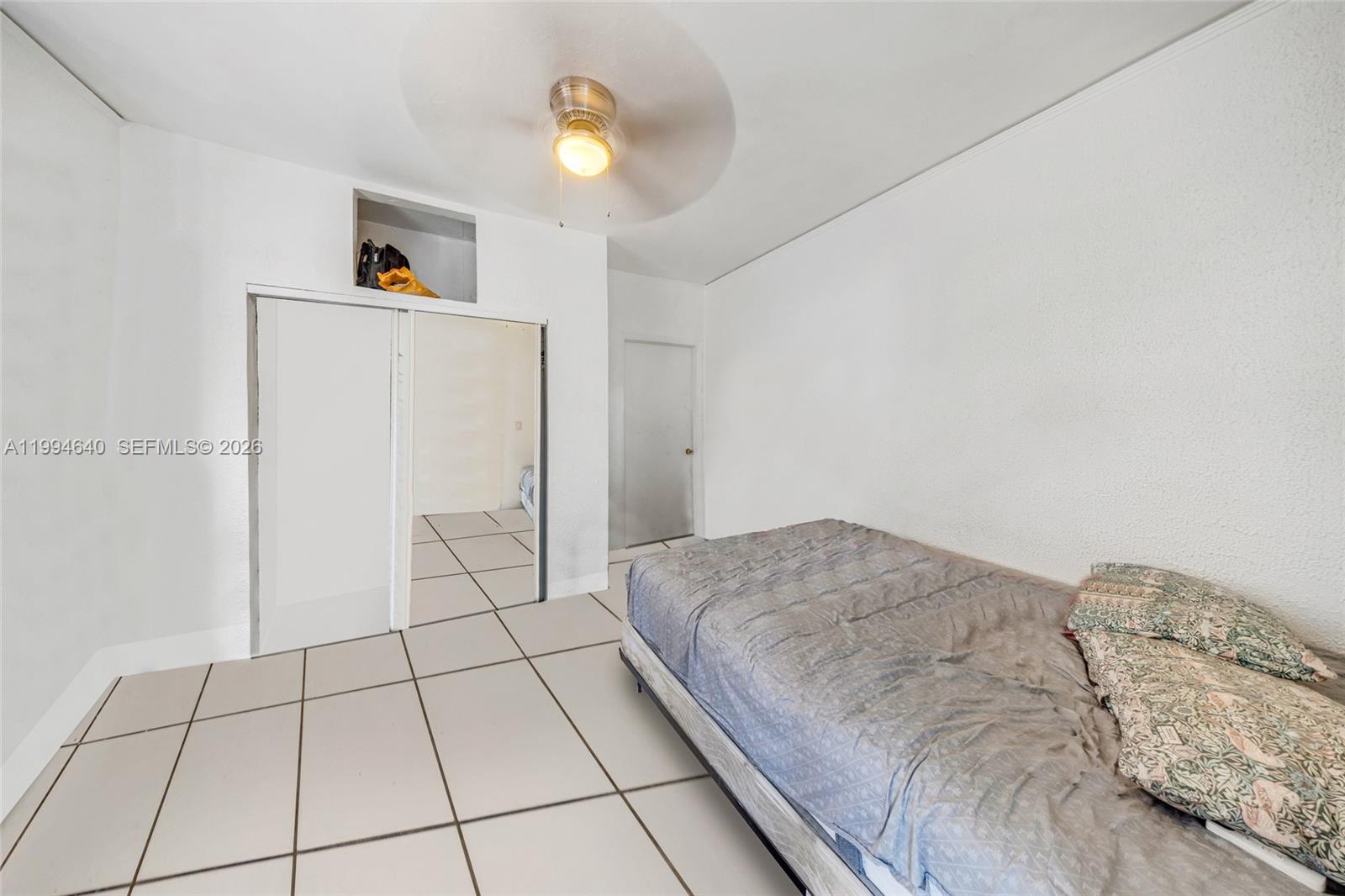 GLENROYAL SUB - Residential Income