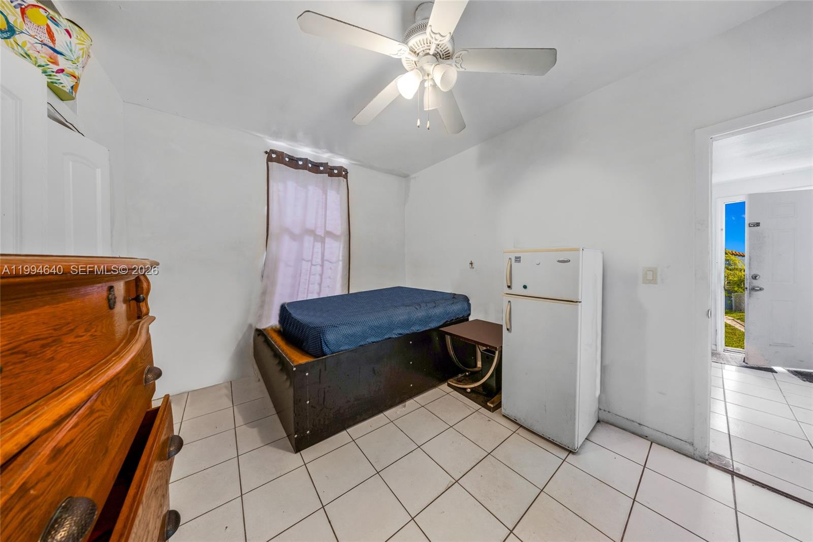 GLENROYAL SUB - Residential Income