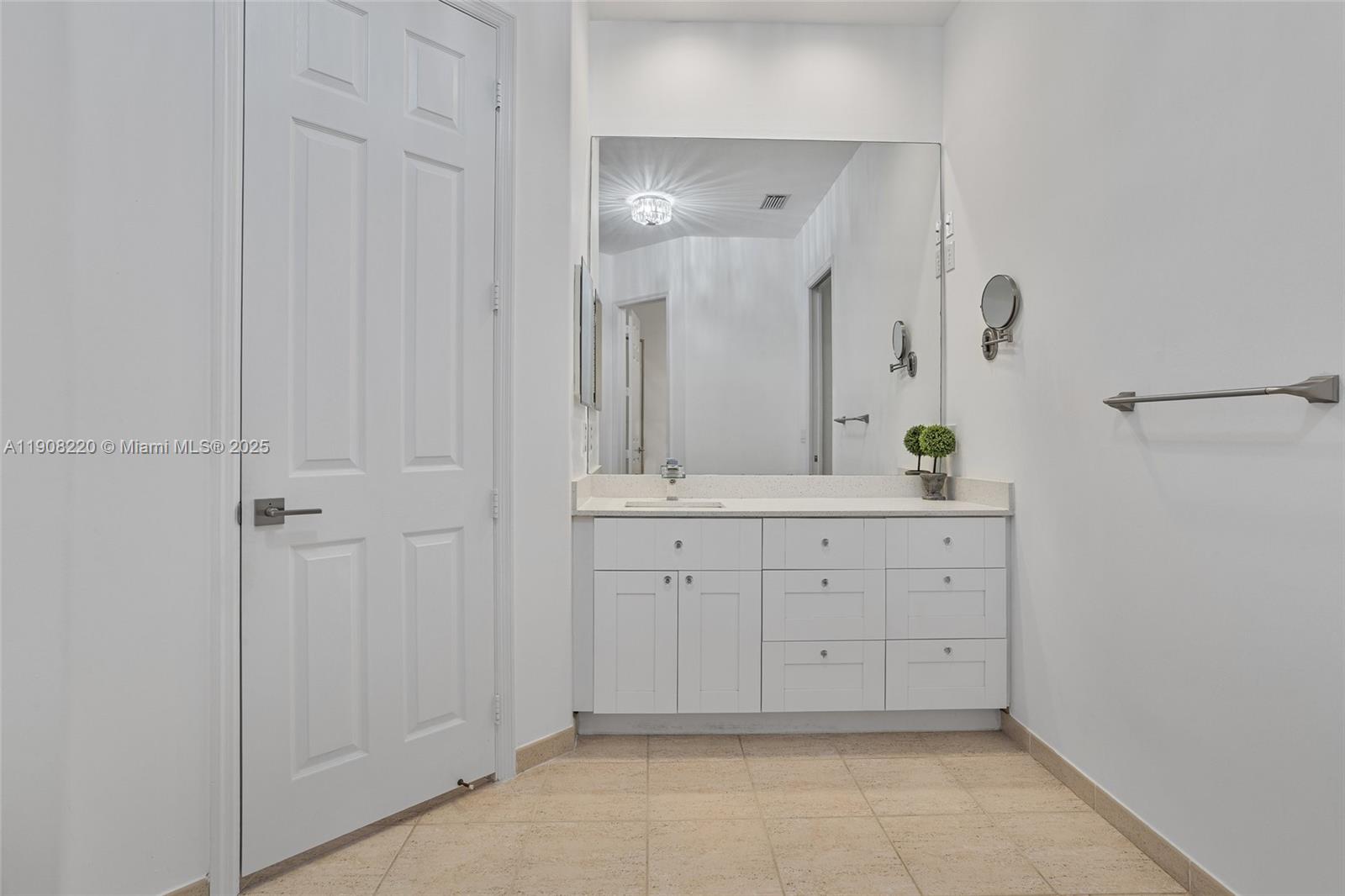 HIGHLAND RANCH ESTATES - Residential