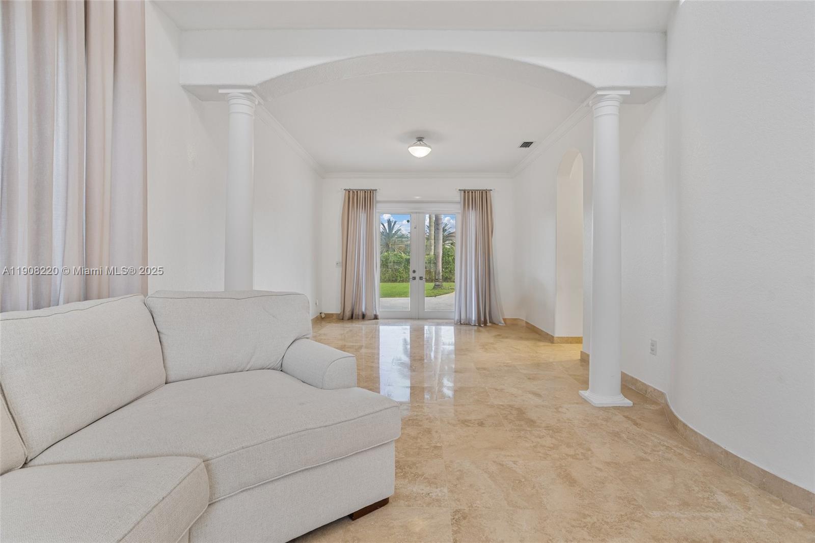 HIGHLAND RANCH ESTATES - Residential