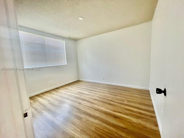 GATELAND VILLAGE SEC G CO - Residential Lease