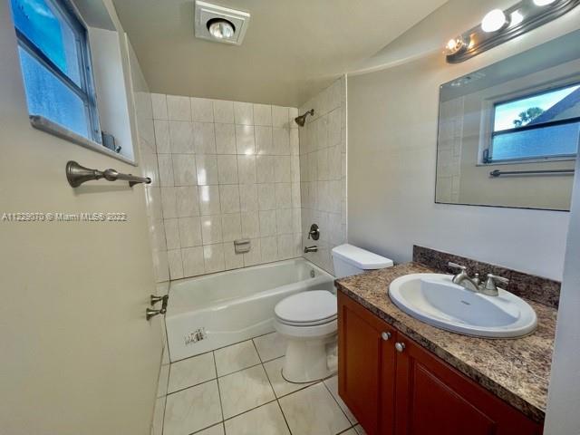 GATELAND VILLAGE SEC G CO - Residential Lease