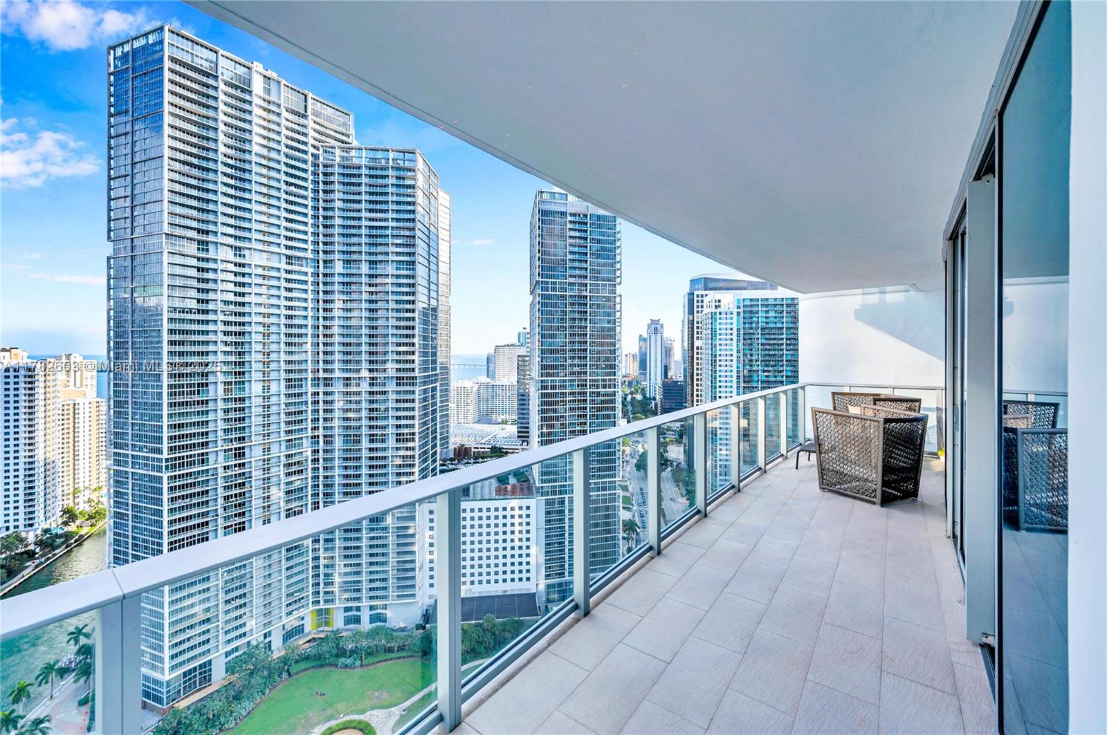 200 Biscayne Boulevard Way 3307