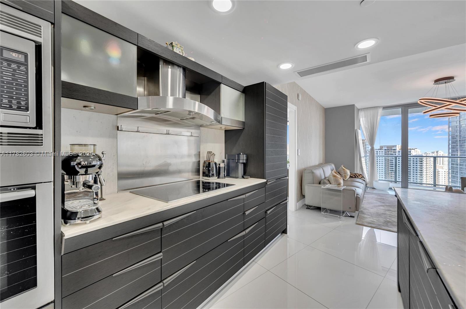 200 Biscayne Boulevard Way 3307