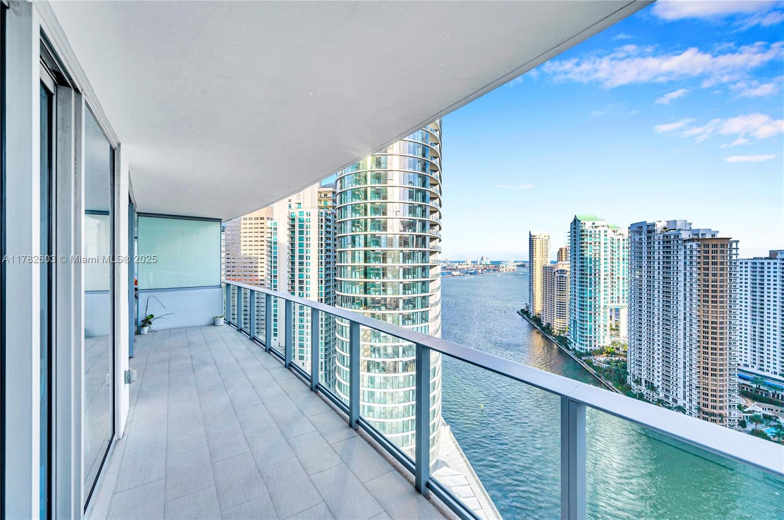 200 Biscayne Boulevard Way 3307