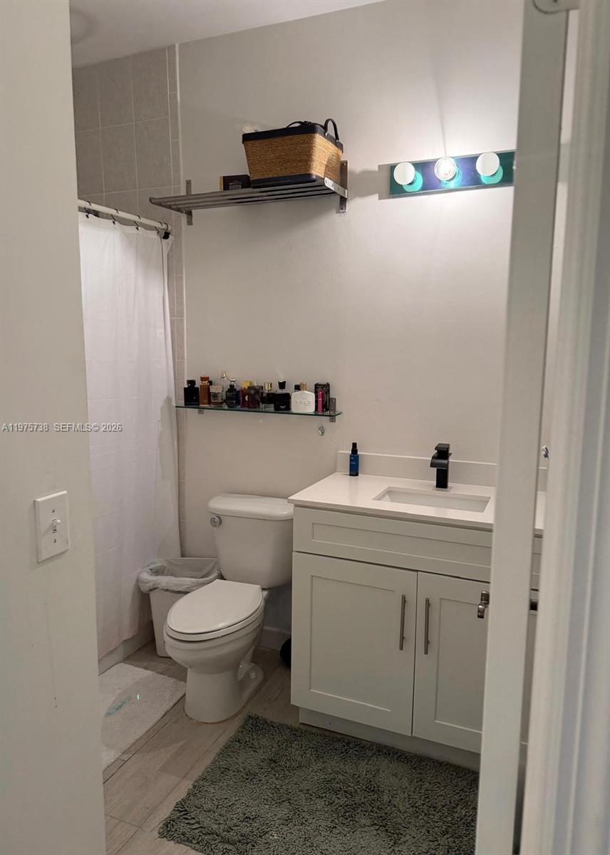 SILVER PALM HOMES - Residential Lease