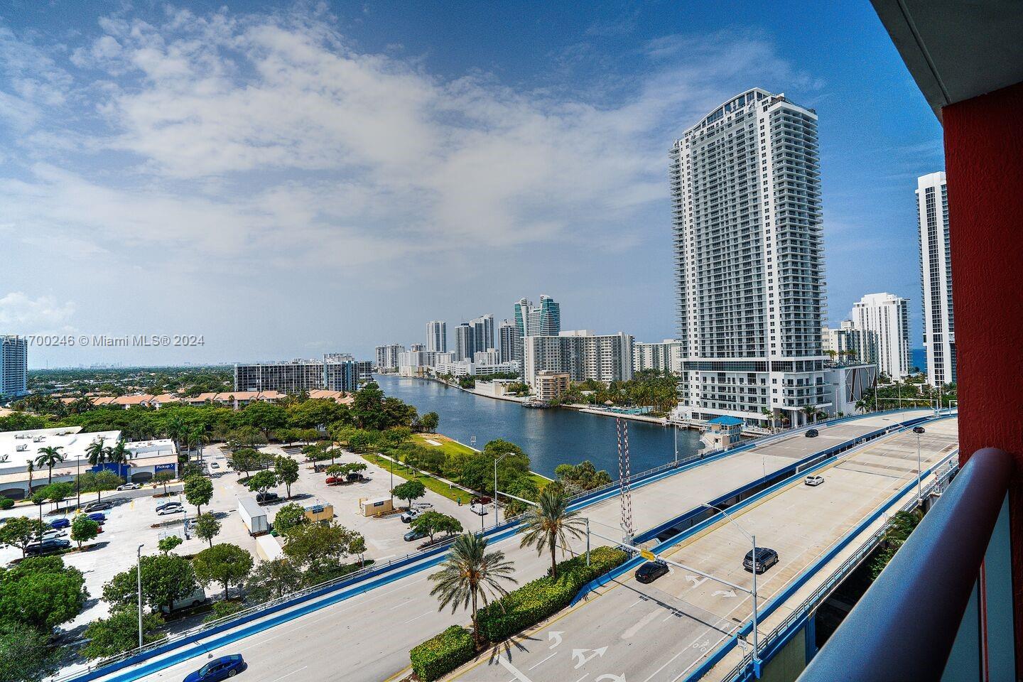 BEACHWALK CONDOMINIUM - Residential