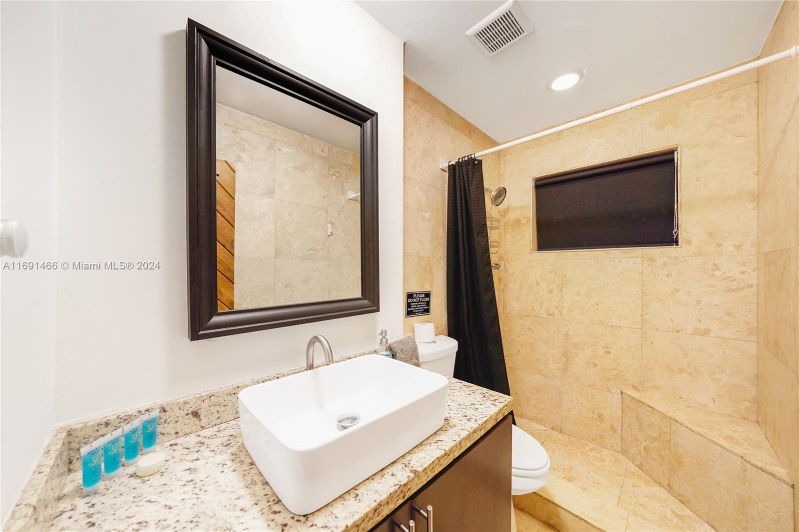 HOLLYWOOD HILLS AMEN PLAT - Residential