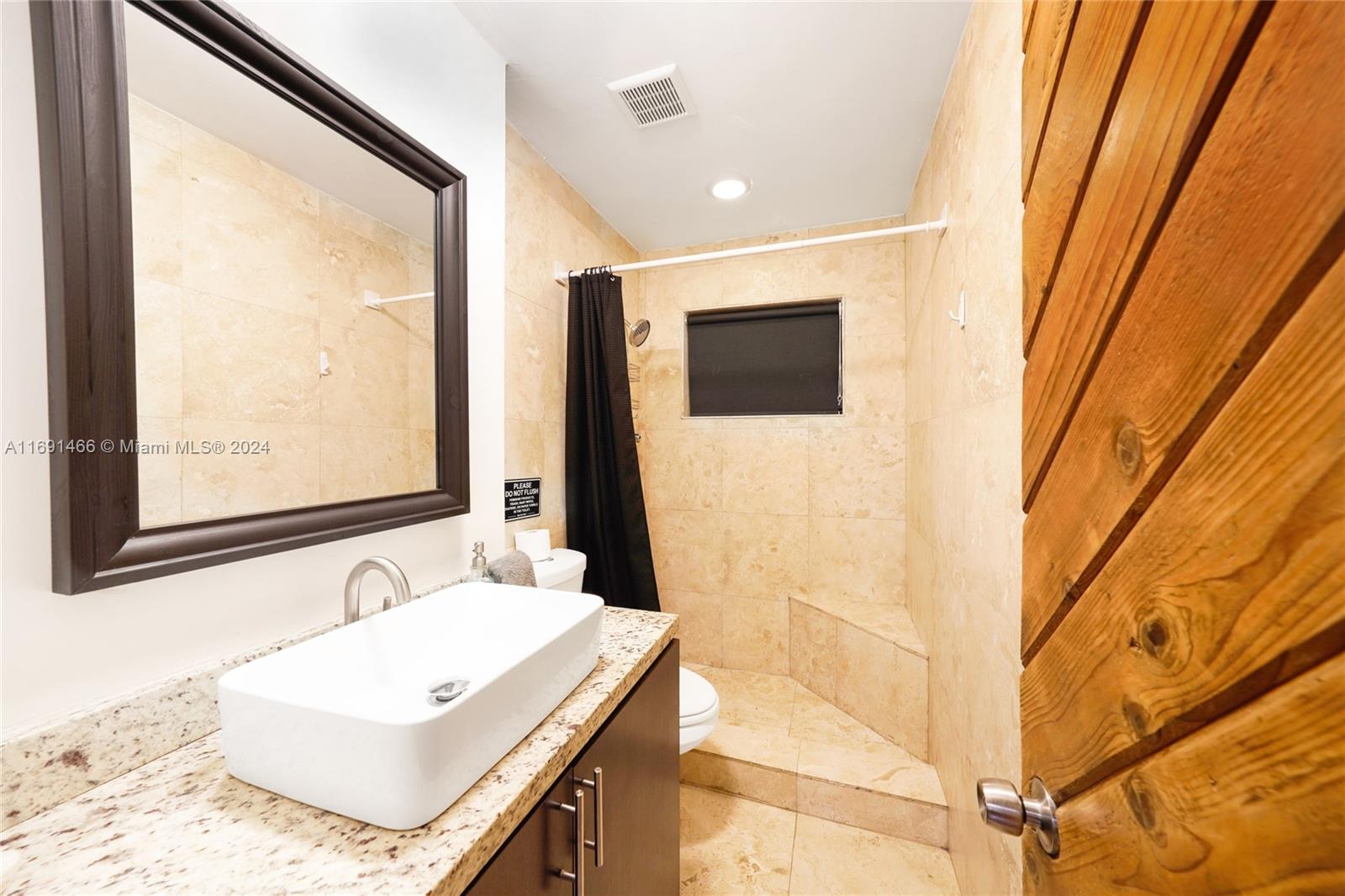 HOLLYWOOD HILLS AMEN PLAT - Residential