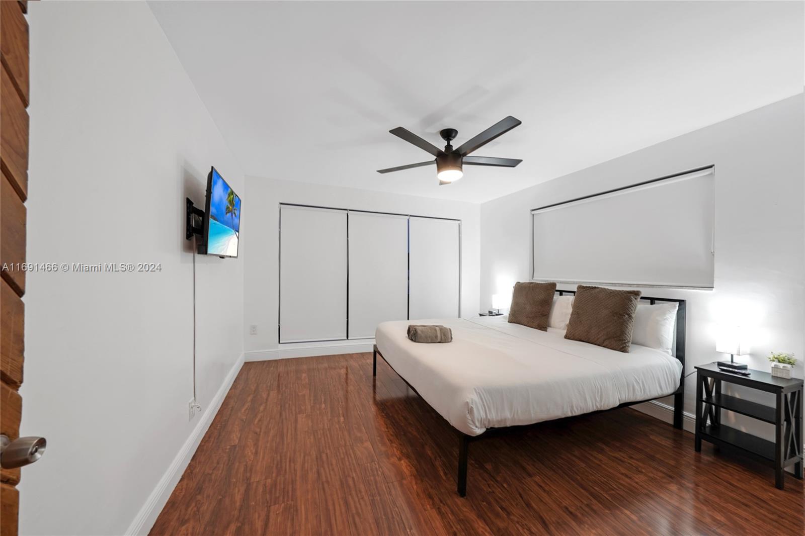 HOLLYWOOD HILLS AMEN PLAT - Residential