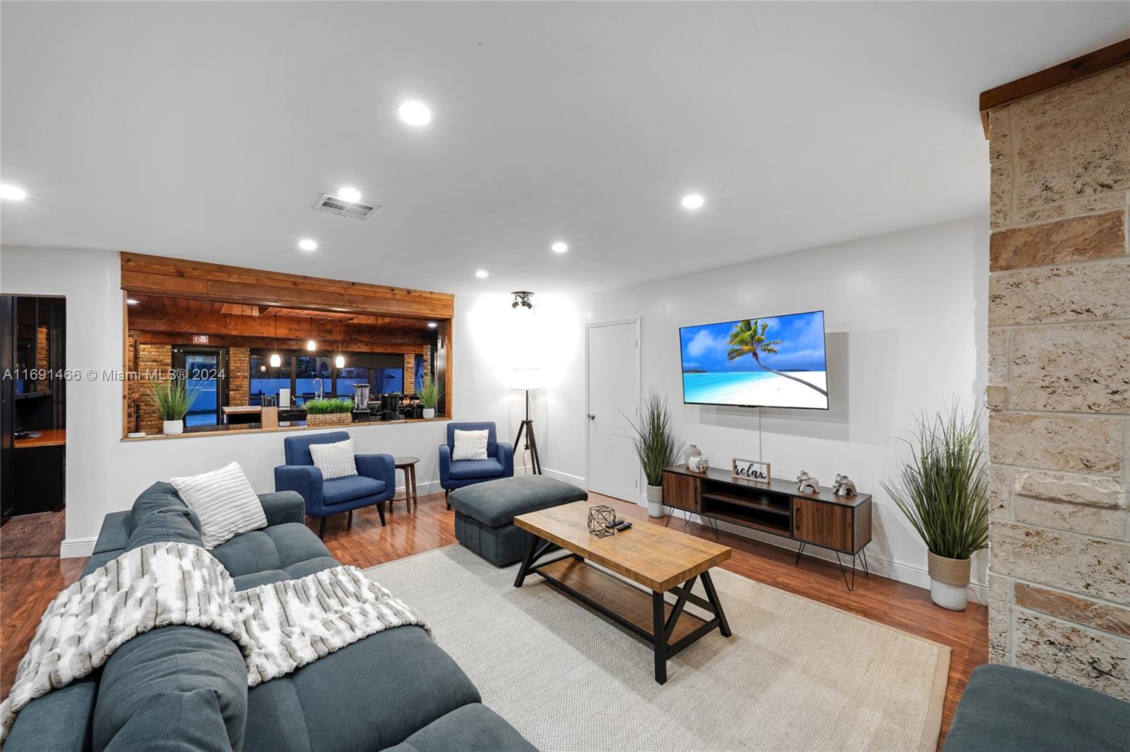 HOLLYWOOD HILLS AMEN PLAT - Residential