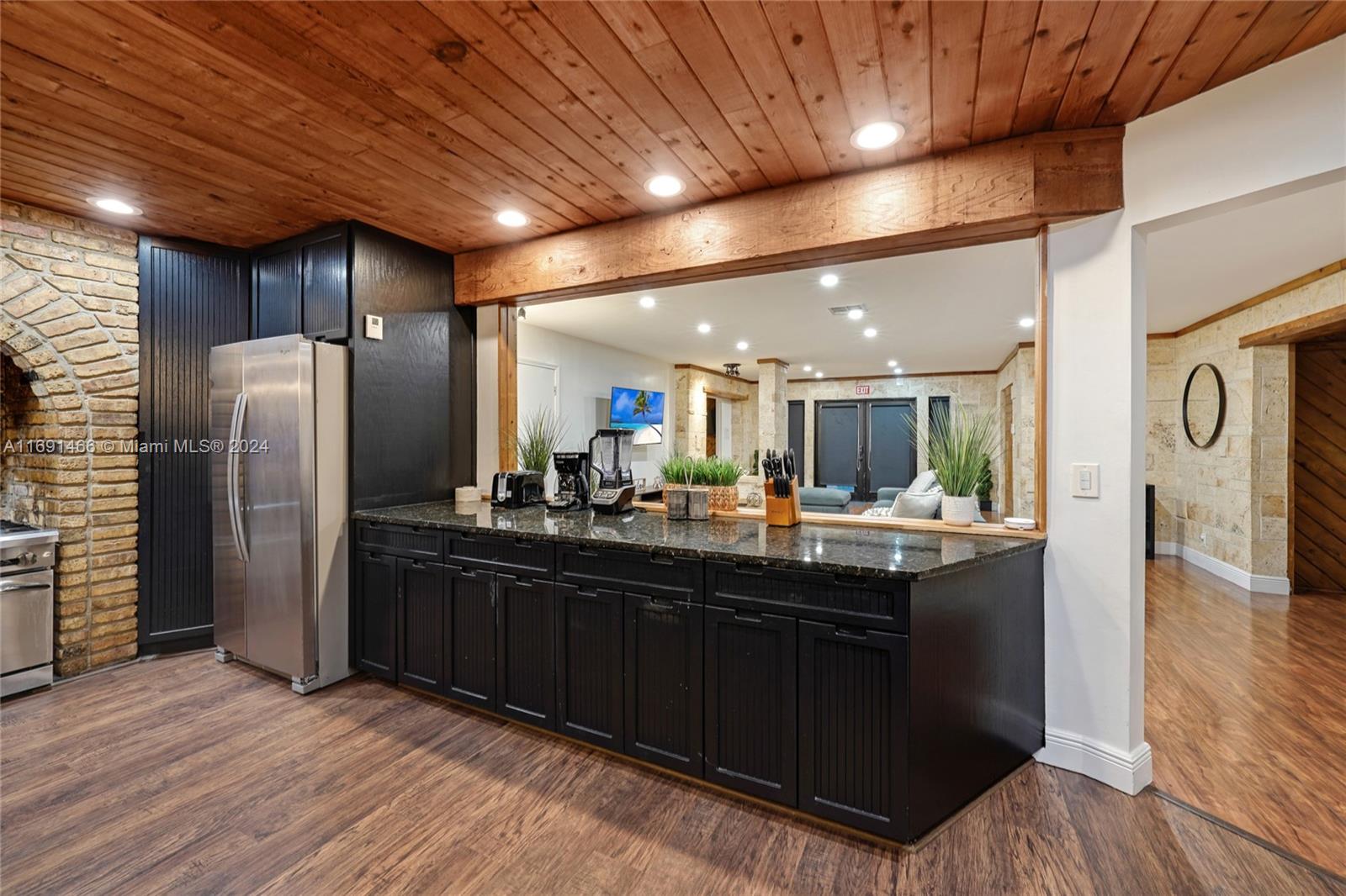 HOLLYWOOD HILLS AMEN PLAT - Residential