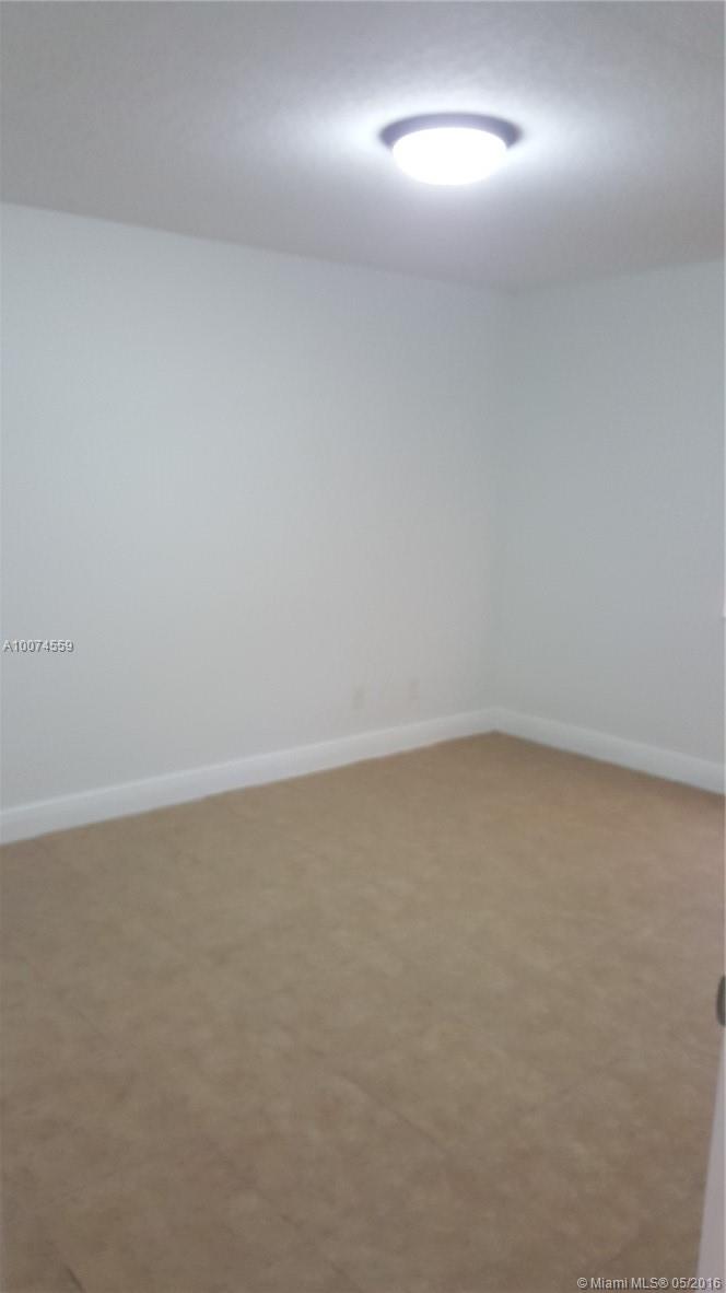 Club Quarters At Raintree - Residential Lease