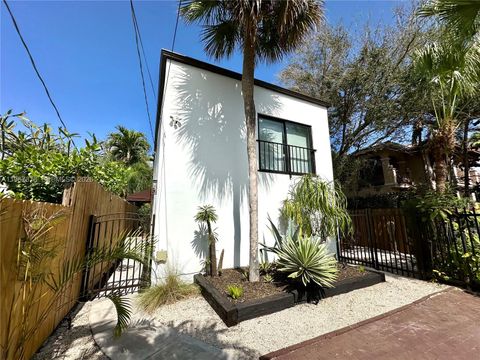 3147 Jackson Ave 3147 Miami FL 33133