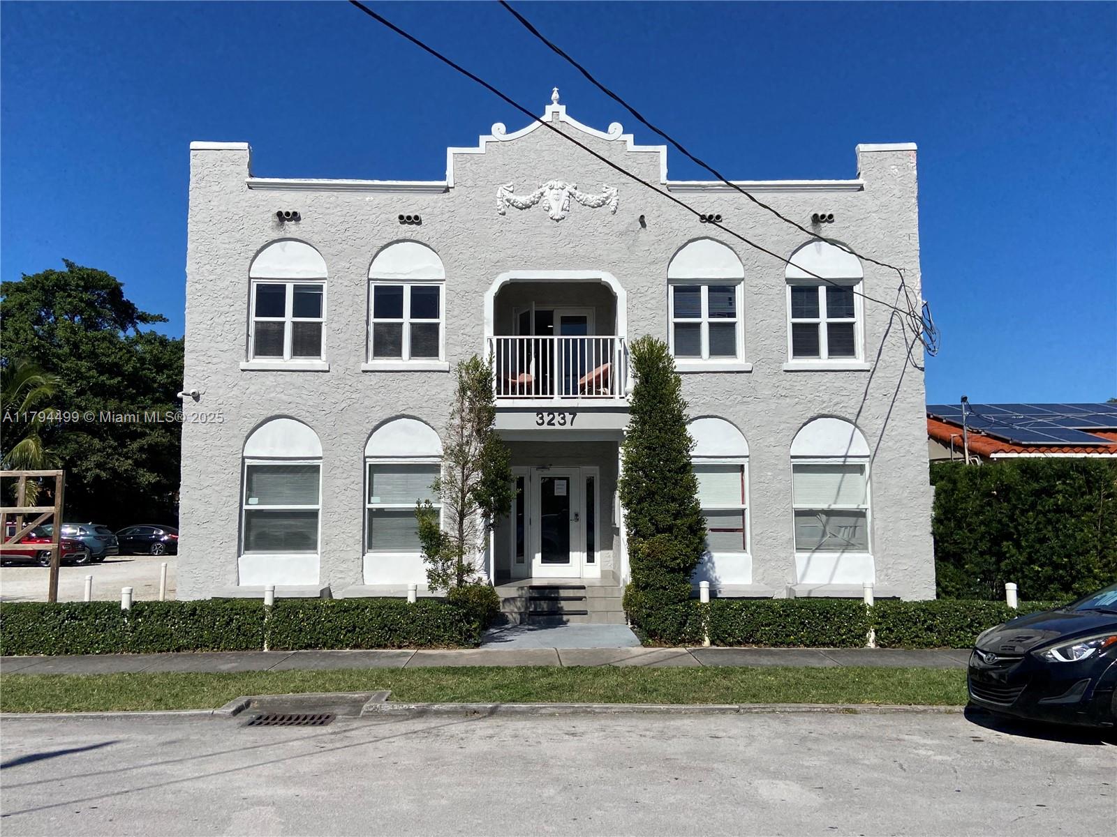 3237 Sw 4th St 1, Miami, Broward County, Florida - 1 Bedrooms  
1 Bathrooms - 