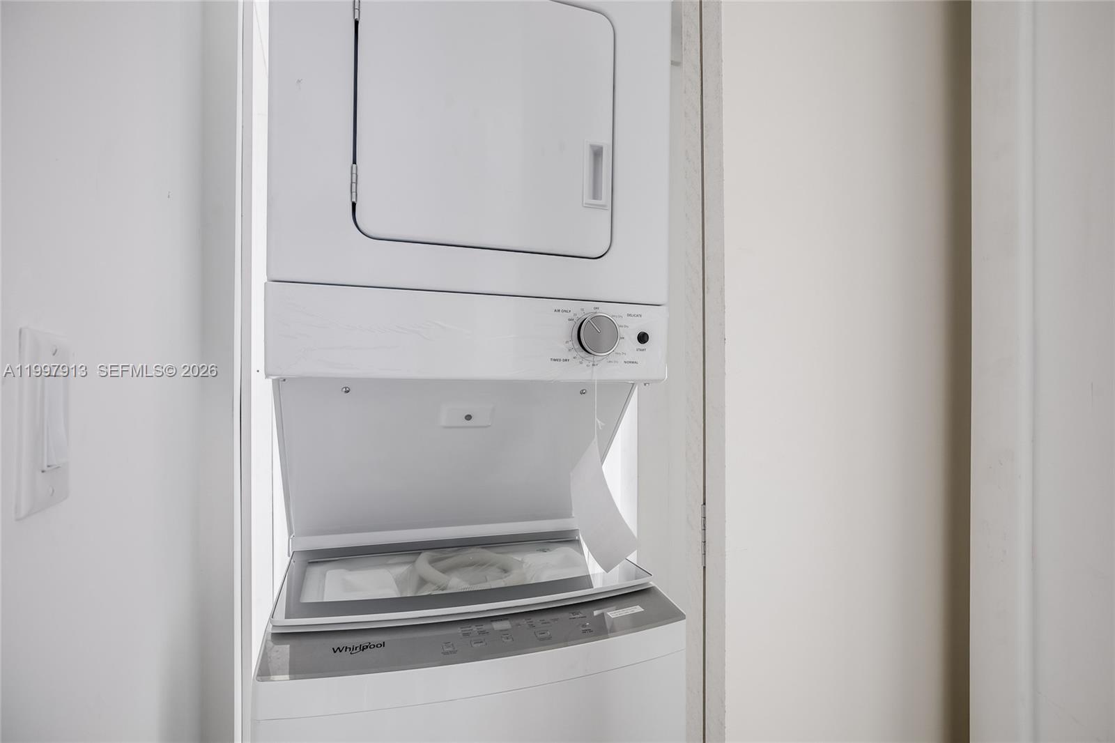 THE COURTYARD AT MORNINGS - Residential Lease