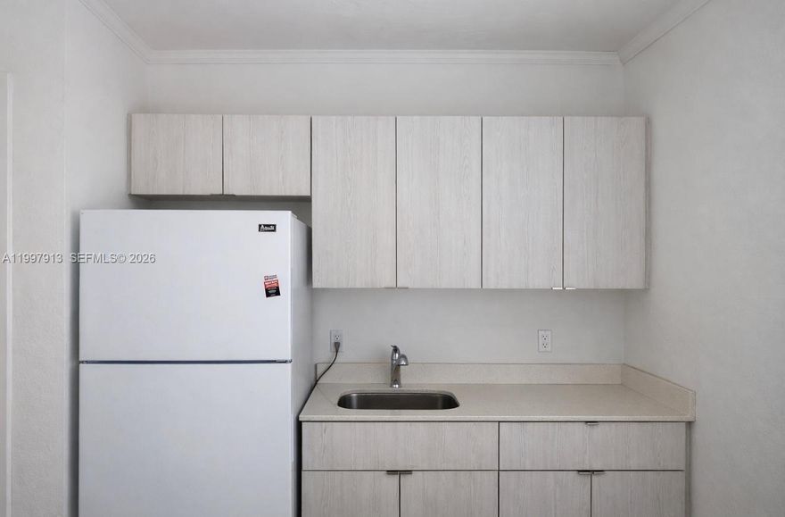 MOVE IN SPECIAL! $1000 SECURITY DEPOSIT TO QUALIFIED APPLICANTS! 1 Bedroom 1 Bathroom residence in Mimo District offering a fully refreshed interior and open layout. Features include in-unit washer and dryer hook up, upgraded kitchen and bath, and updated systems and finishes throughout. Minutes away from Design District, North Beach, North Bay Village, Edgewater, and Miami Shores. RAPID APPROVAL!