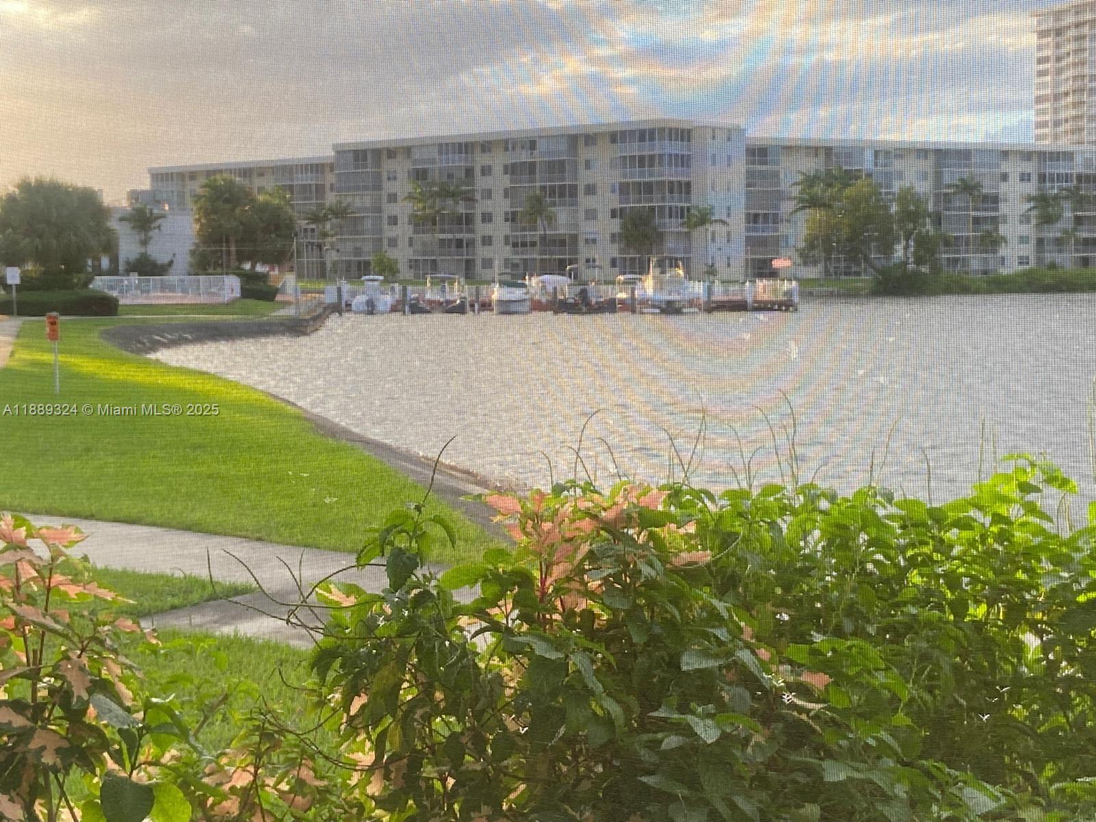 POINT EAST ONE CONDO-BLDG - Residential